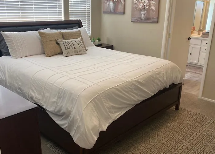 New Beautifully Remodeled Home In Las Vegas