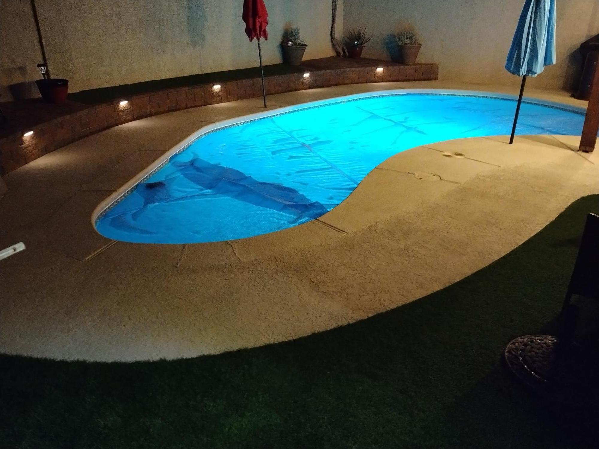 New Beautifully Remodeled In Vegas Casa de férias Las Vegas
